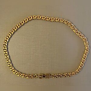 Vintage Givenchy gold-plated thick curb link choker necklace GG logo clasp.🔥🔥🔥